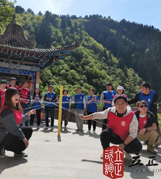 培訓快(kuài)訊培訓時(shí)間(jiān)：2021年(nián)5月(yuè)16-17日(rì)培訓地(dì)點:榆中興隆山(shān)培訓單位:**甘肅中心培訓課程:真人(rén)CS+勇攀高(gāo)峰